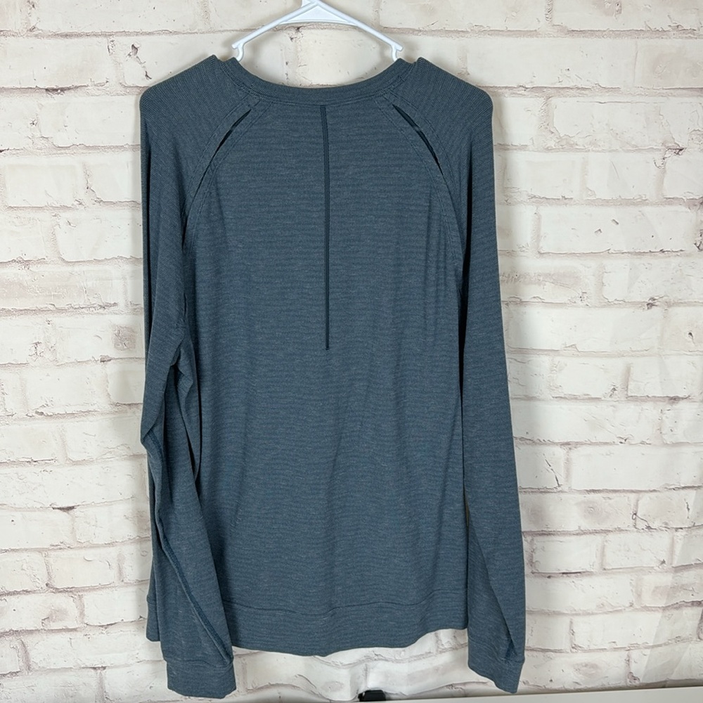Lululemon Pullover - image 3